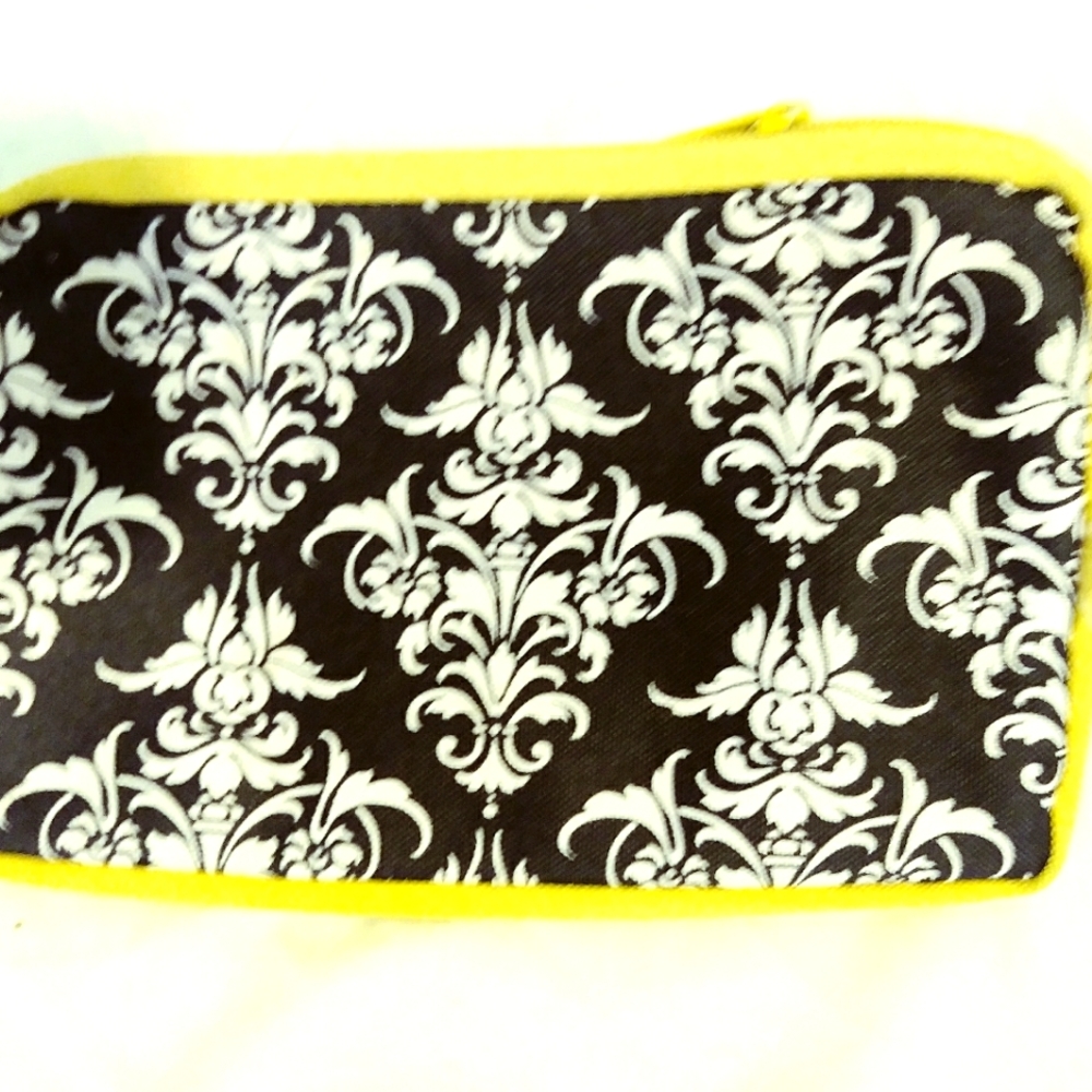 Damask pencil case